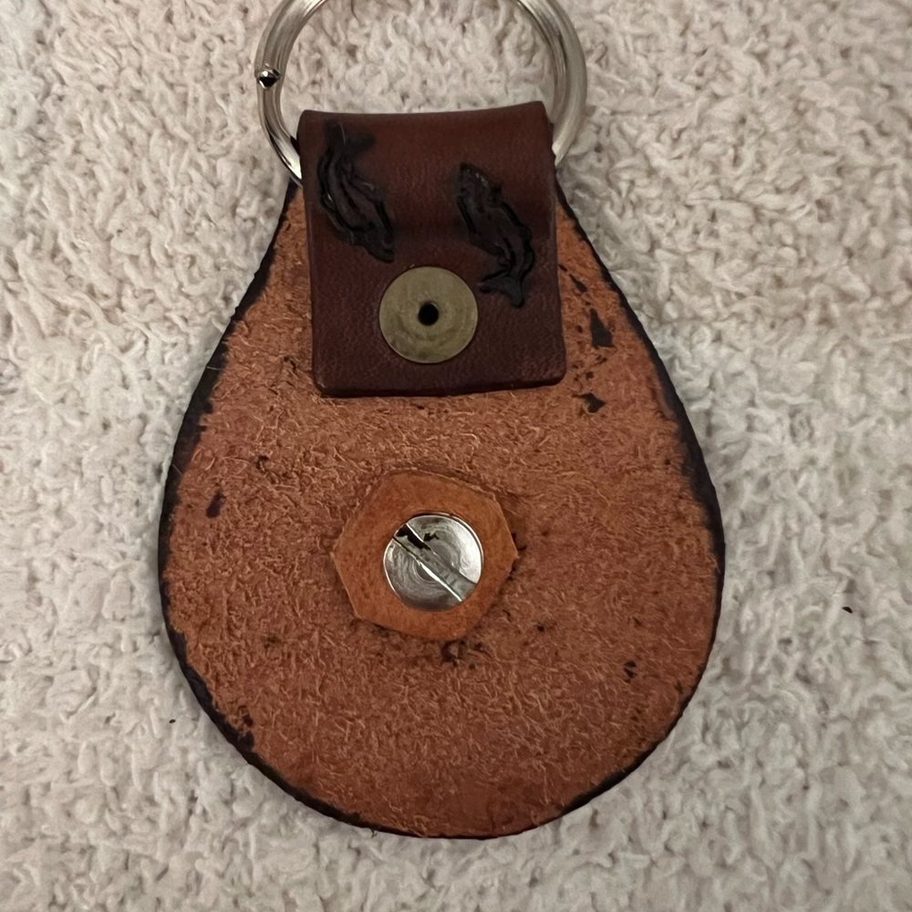 Leather bass fishing men’s keychain. - Picture 2 of 2